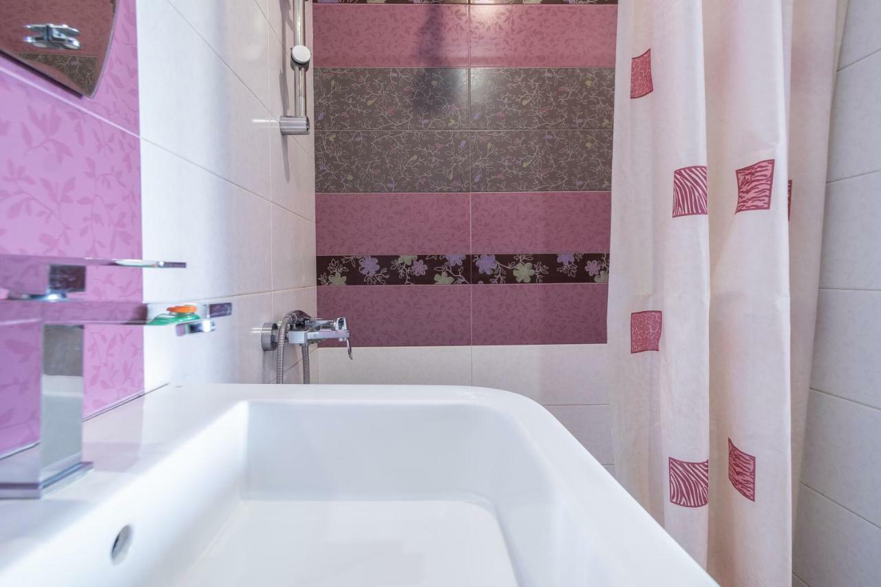 Stay Inn Apartments On 33 Sayat-Nova Avenue يريفان المظهر الخارجي الصورة