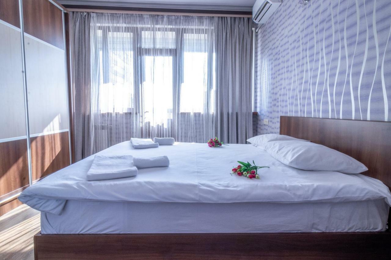 Stay Inn Apartments On 33 Sayat-Nova Avenue يريفان المظهر الخارجي الصورة