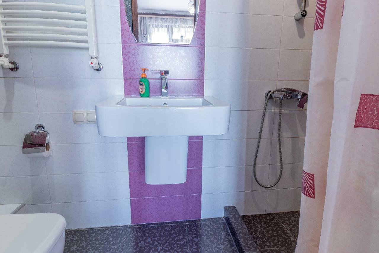 Stay Inn Apartments On 33 Sayat-Nova Avenue يريفان المظهر الخارجي الصورة