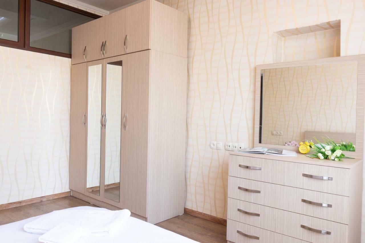 Stay Inn Apartments On 33 Sayat-Nova Avenue يريفان المظهر الخارجي الصورة