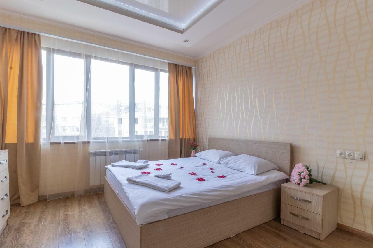 Stay Inn Apartments On 33 Sayat-Nova Avenue يريفان المظهر الخارجي الصورة